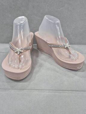 Guess wedge flip flop sandals women's 10M blush pink pearl starfish rhinestone
